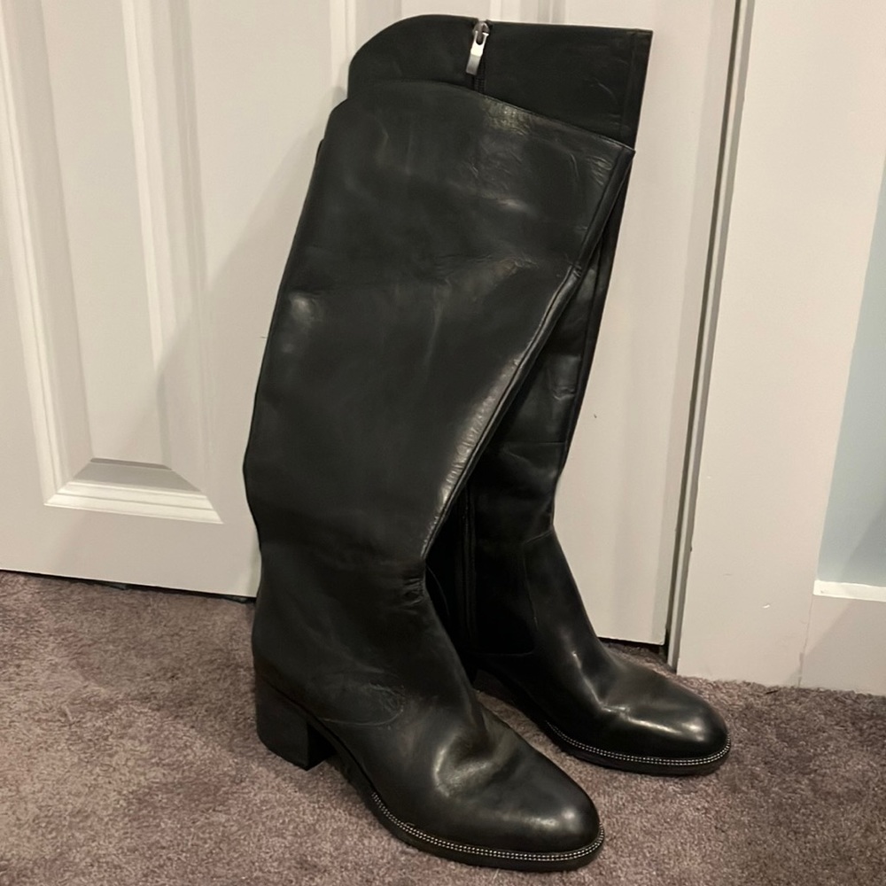 Like new tall boots